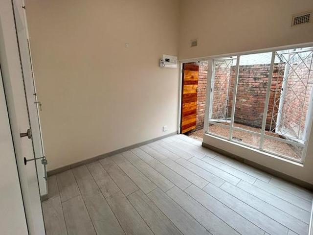 Property for rent in Seaview, Kwazulu-natal