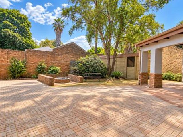 Property for rent in North West