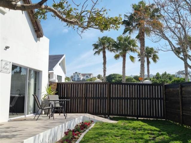 Property for rent in Cape St Francis, Eastern Cape