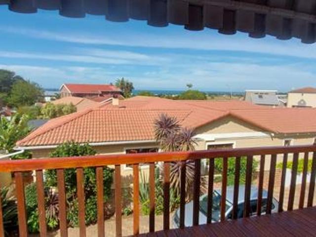 Property for rent in Cape St Francis, Eastern Cape