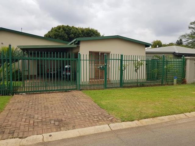 Property for rent in Waterkloof, Gauteng