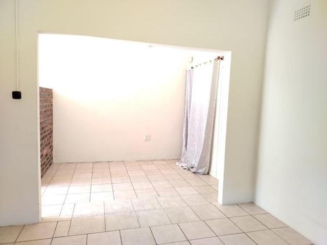 Property for rent in Seaview, Kwazulu-natal