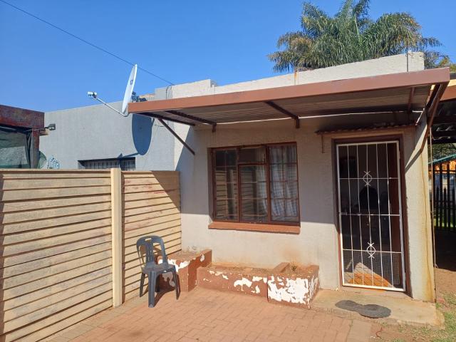 House for rent in Roodepoort, City of Johannesburg Metropolitan Municipality