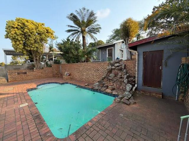 Property for rent in Seaview, Kwazulu-natal