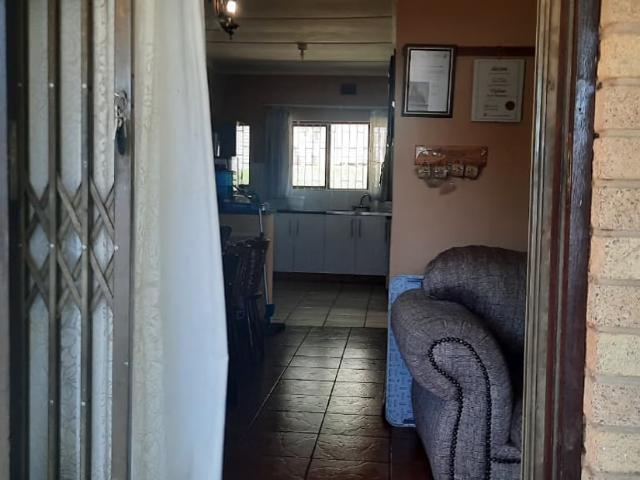 House for rent in eThekwini Ward 97, KwaMakhutha
