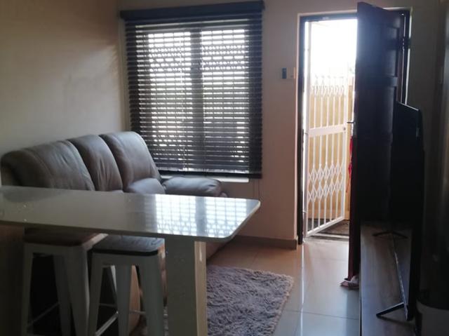 Apartment for rent in Queensburgh, Kwazulu-natal