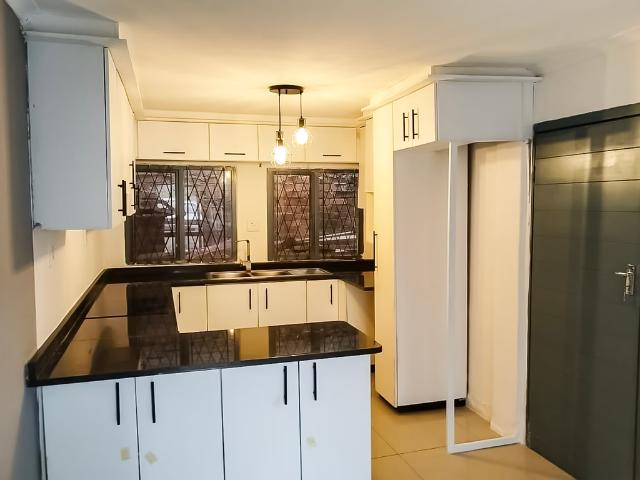 Apartment for rent in Seaview, Kwazulu-natal