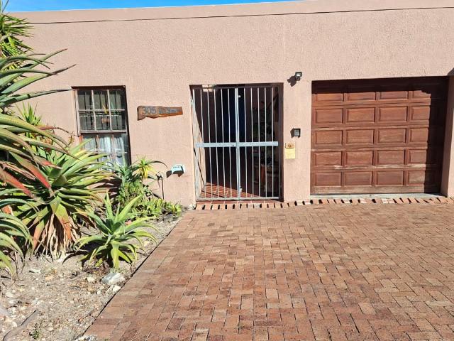 House for rent in Baardskeerdersbos, Western Cape