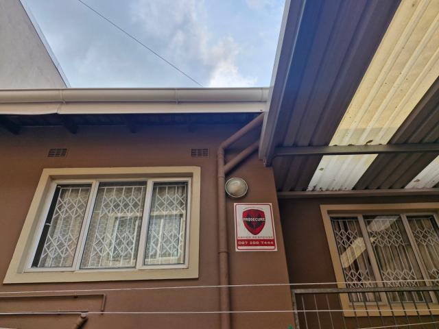 House for rent in Chatsworth, Kwazulu-natal