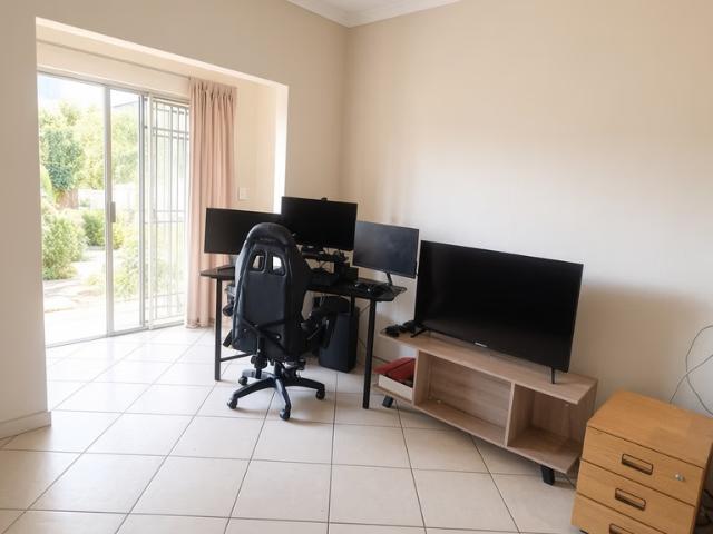 House for rent in Vosloorus, Gauteng