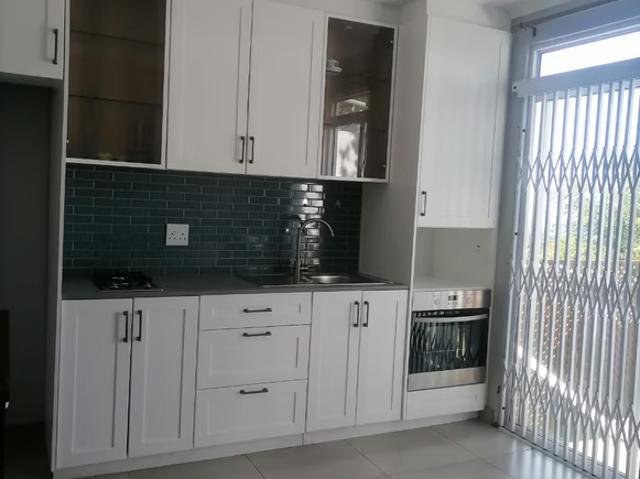 Apartment for rent in Beverley Hills, Durban