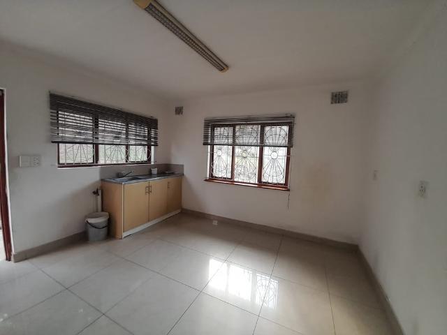 House for rent in Westcliff, Chatsworth