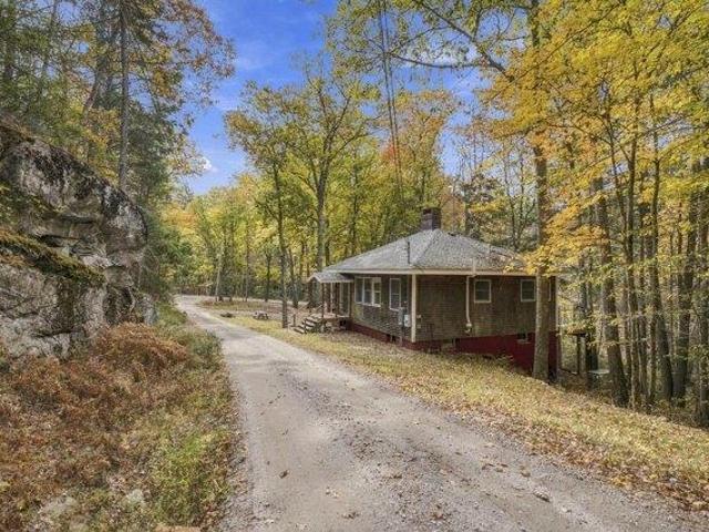 House for sale in Robinhood, Georgetown
