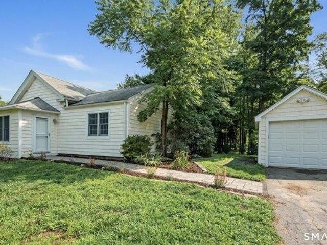 House for sale in Glastonbury, Connecticut