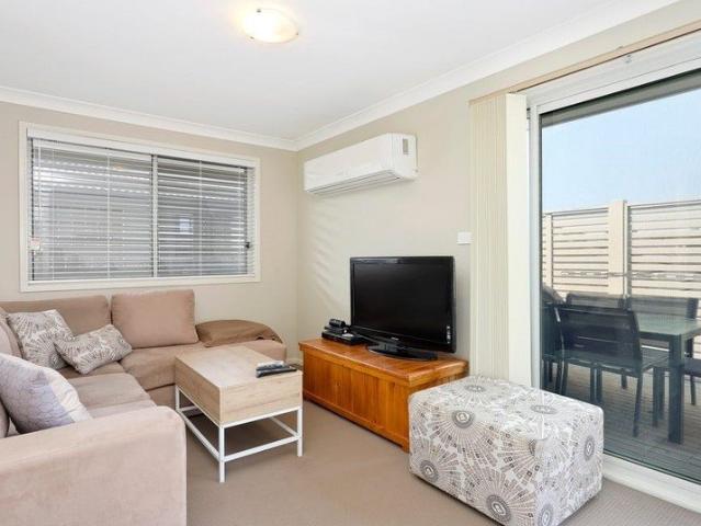 Apartment for rent in Rouse Hill, Sydney