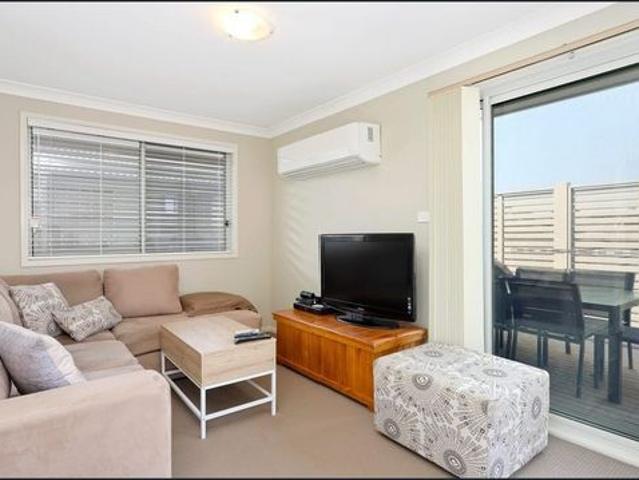 Apartment for rent in Rouse Hill, Sydney