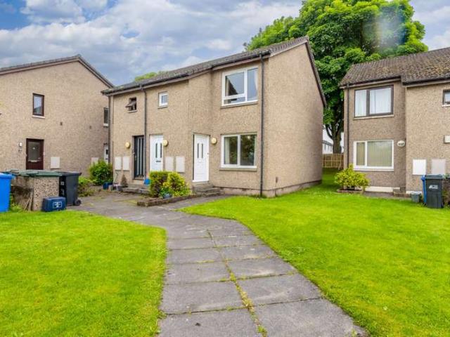 Flat for sale in Lentran, Scotland