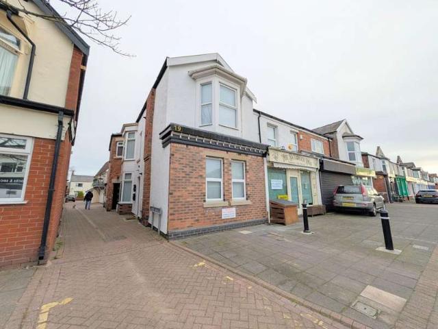 Flat for rent in Southport, Sefton