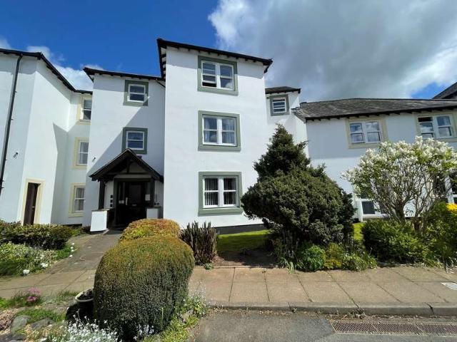 Flat for sale in Keswick