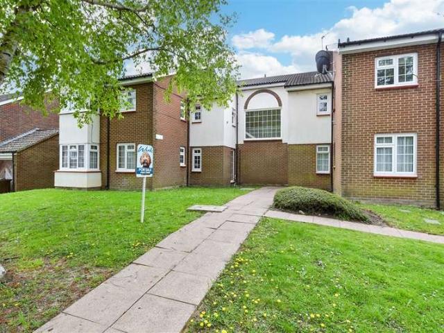 Flat for sale in Downswood, Midway