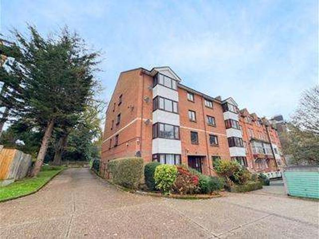 Flat for sale in Silverhill, Guestling Green