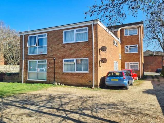 Flat for sale in Shirley Park, City Of Southampton