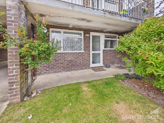 Flat for sale in Clapham, West Sussex