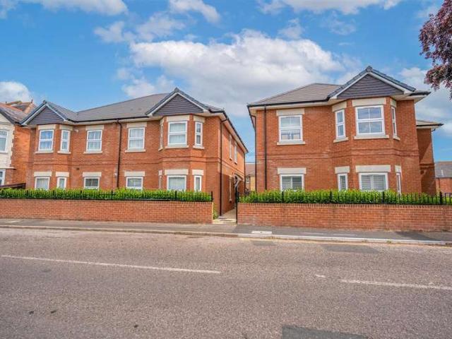 Flat for rent in Pokesdown, Bournemouth