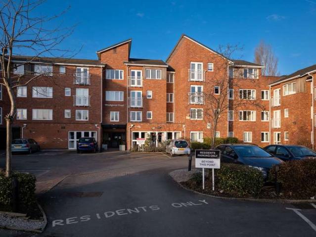 Flat for sale in Hazel Grove, Greater Manchester