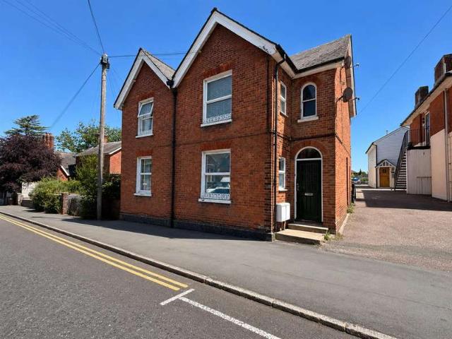 Flat for rent in Uckfield, Cross In Hand