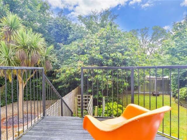 Flat for sale in Epping, Essex
