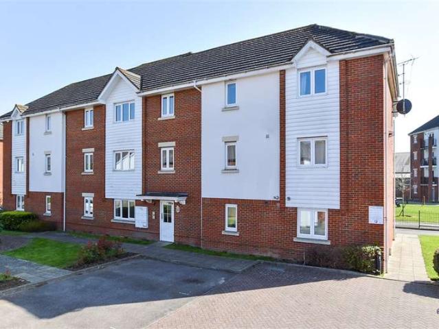 Flat for sale in Bourne Vale, Kent
