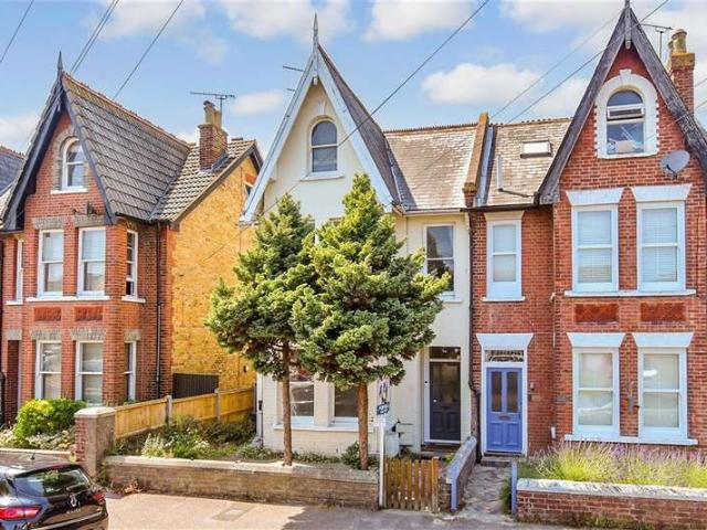 Flat for sale in Mickleburgh Hill, The Bridge