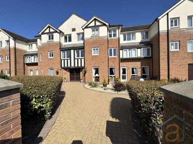 Flat for sale in High Park, Southport