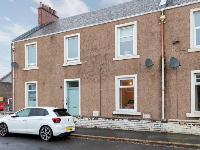 Flat for sale in Newton-on-Ayr, Scotland