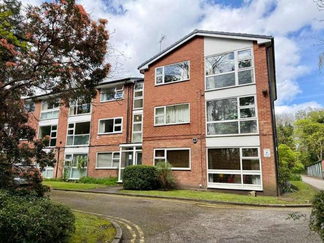 Flat for sale in Georgia, Greater Manchester