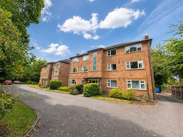 Flat for sale in Trafford Park, Greater Manchester