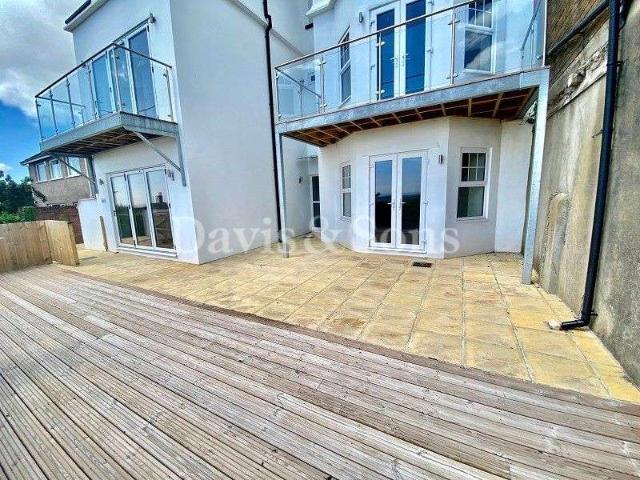 Flat for sale in Wales