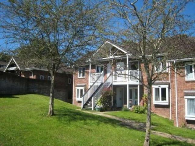 Flat for rent in Highweek, Bridford