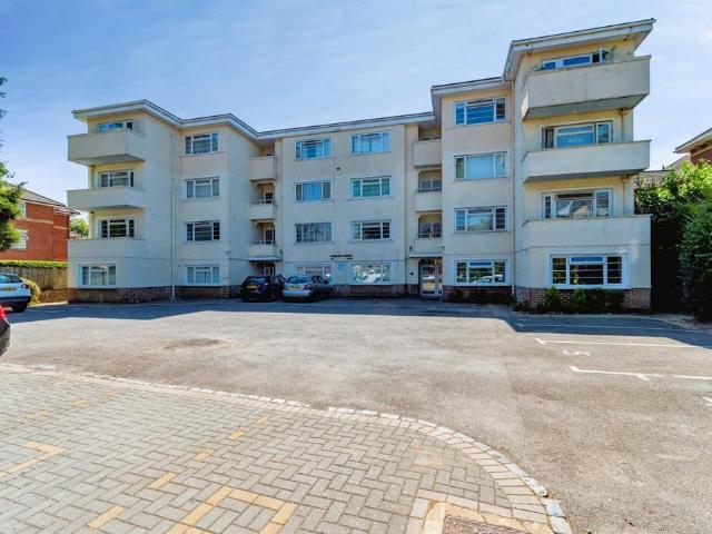 Flat for sale in Banister's Park, City Of Southampton