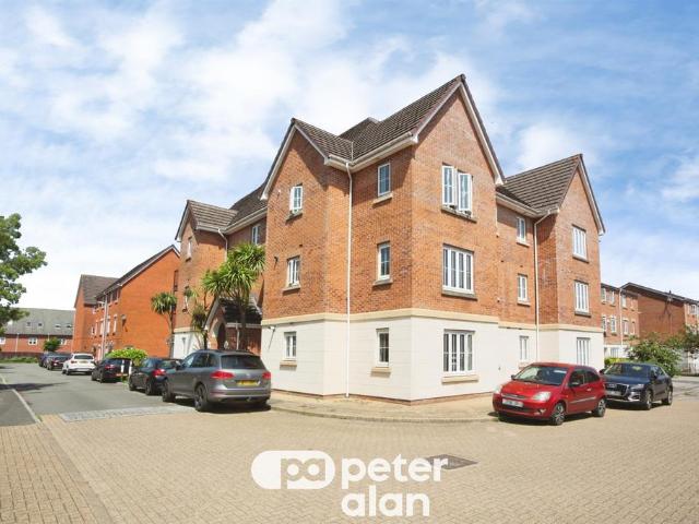 Flat for sale in Falcon Lodge, Wales