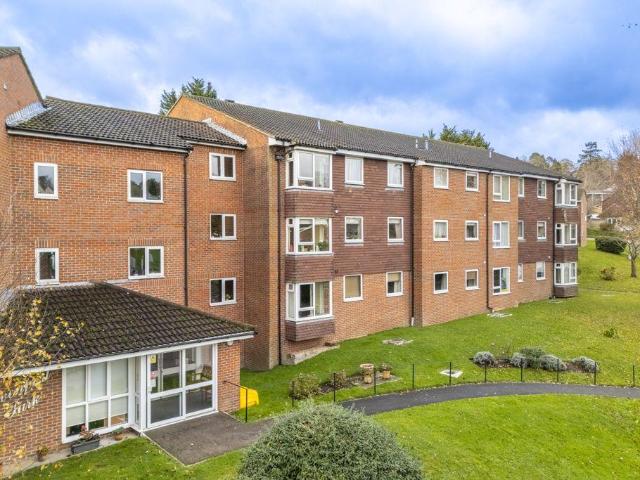 Flat for sale in Cross In Hand, East Sussex