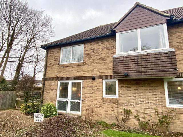 Flat for sale in West End, Fareham