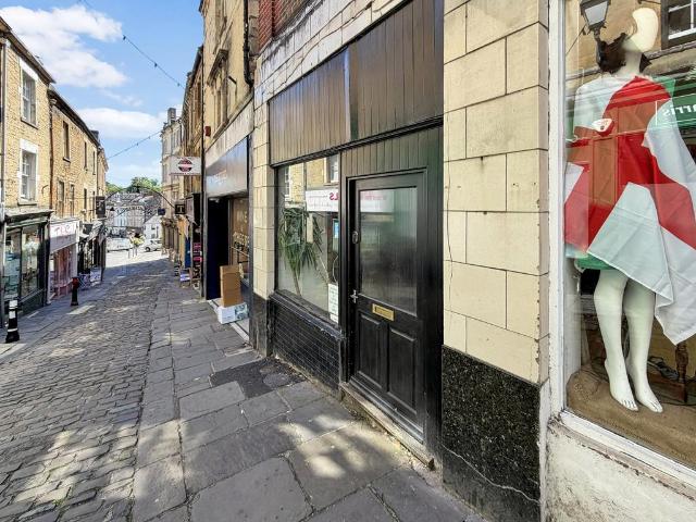 Flat for sale in Frome
