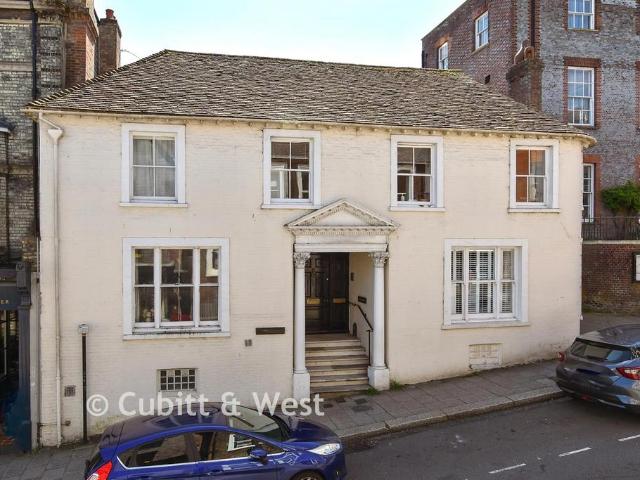 Flat for sale in Lewes, Iford