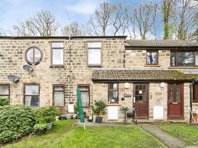 Flat for sale in Rufford Park, Yeadon