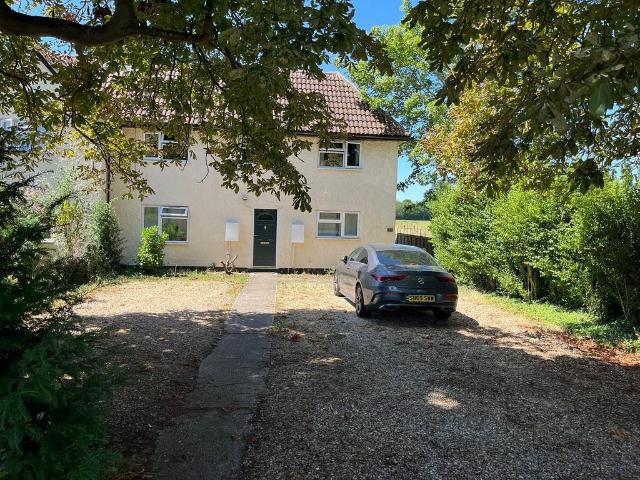 Flat for sale in Huntingdon, Cambridgeshire