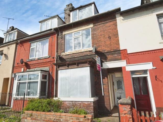 Flat for sale in New Frodingham, Dragonby