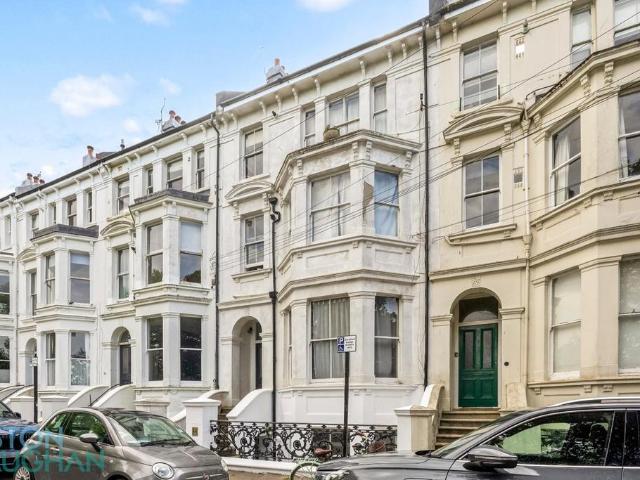 Flat for sale in Kemptown, Brighton & Hove