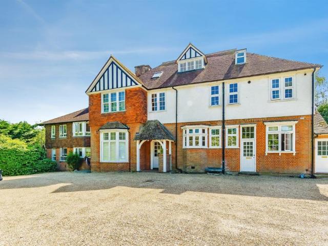 Flat for sale in Trench Wood, Bourne Vale